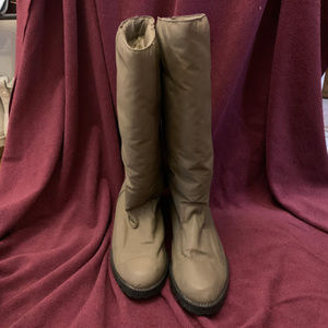 Warm Tan Winter Boots, Size 9M